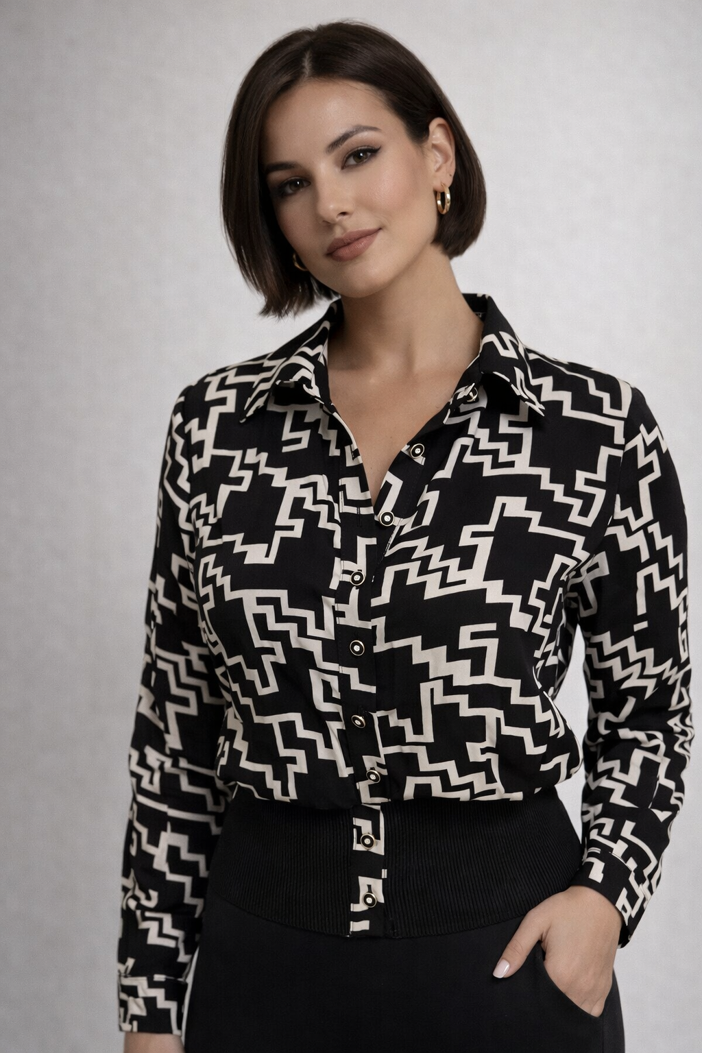 Blusa manga larga de botones BLACK GRACIA